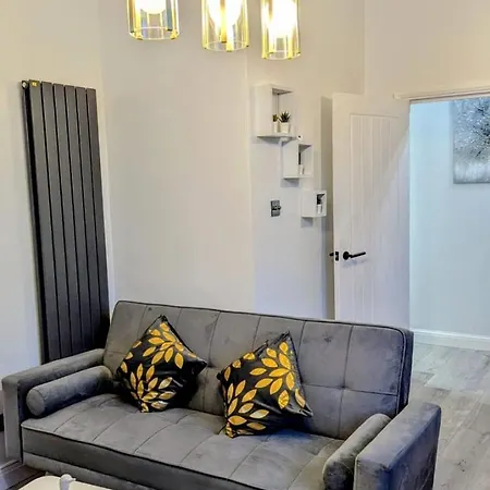 Crystal Palace Stylish Gfloor 1Bed Apartment,3 Minutes Walk To Crystal Palace Station